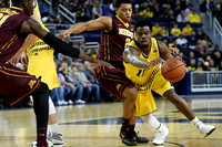 Derrick Walton Jr. (10)