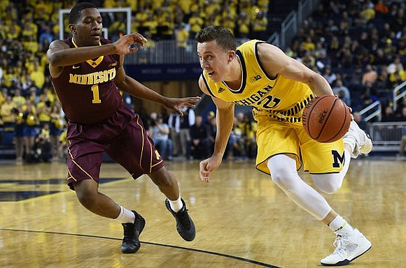 Duncan Robinson (22)