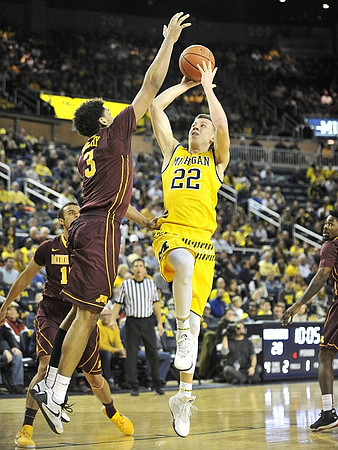 Duncan Robinson (22)