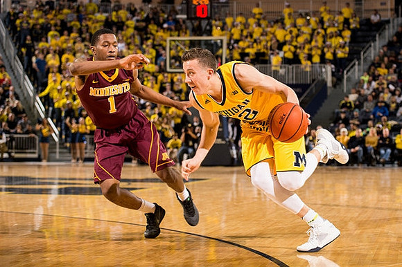 Duncan Robinson (22)