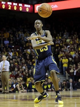 John Beilein and Caris LeVert (23)