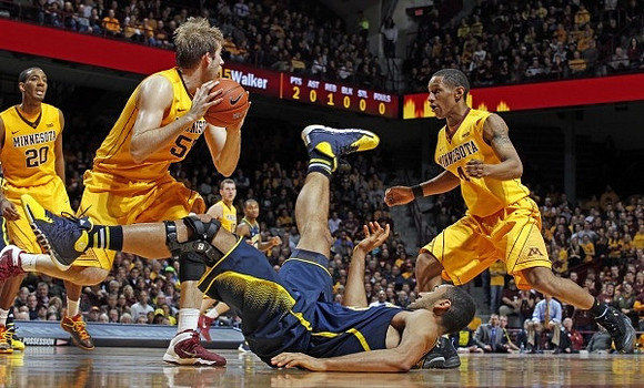 Jon Horford (15)