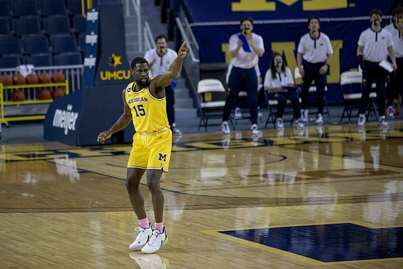 Chaundee Brown Jr. (15)