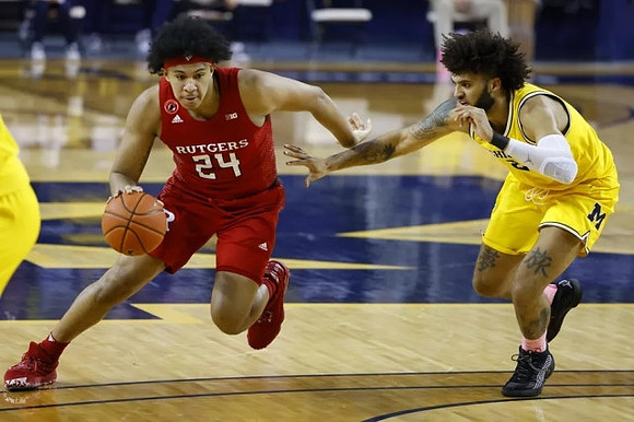 Isaiah Livers (2)