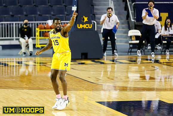 Chaundee Brown Jr. (15)