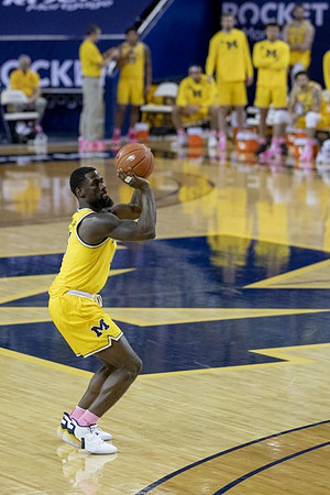 Chaundee Brown Jr. (15)