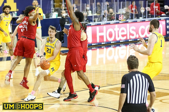 Isaiah Livers (2), Franz Wagner (21), and Hunter Dickinson (1)