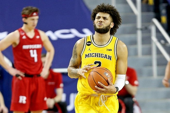 Isaiah Livers (2)