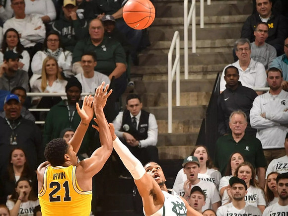 Zak Irvin (21)