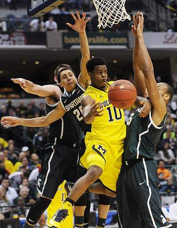 Derrick Walton Jr. (10)