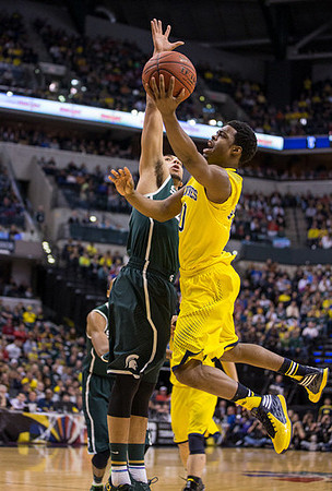 Derrick Walton Jr. (10)