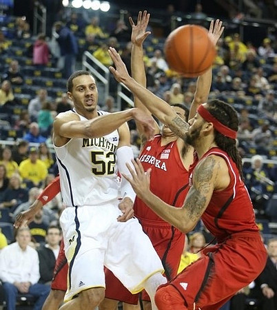 Jordan Morgan (52)