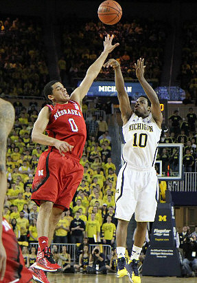 Derrick Walton Jr. (10)