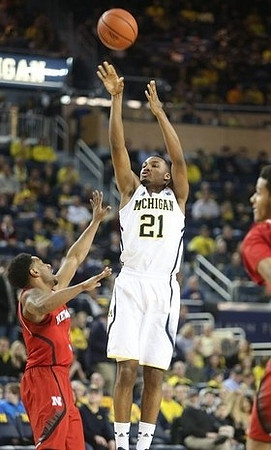 Zak Irvin (21)
