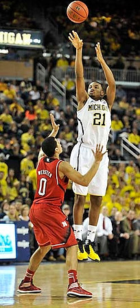 Zak Irvin (21)