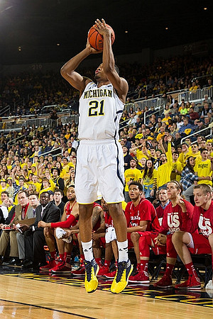 Zak Irvin (21)