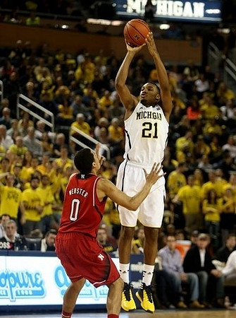 Zak Irvin (21)