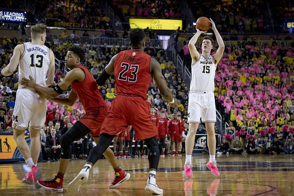 Ignas Brazdeikis (13) and Jon Teske (15)