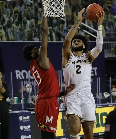 Isaiah Livers (2)