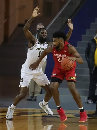 Chaundee Brown Jr. (15)