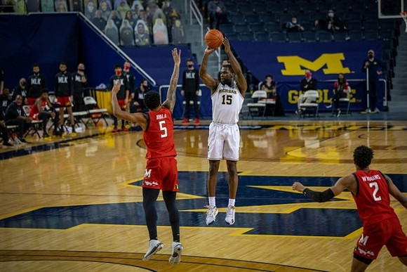 Chaundee Brown Jr. (15)