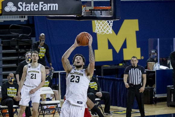 Franz Wagner (21) and Brandon Johns Jr. (23)