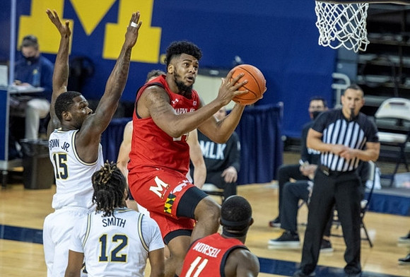 Chaundee Brown Jr. (15) and Mike Smith (12)
