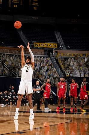 Isaiah Livers (2)