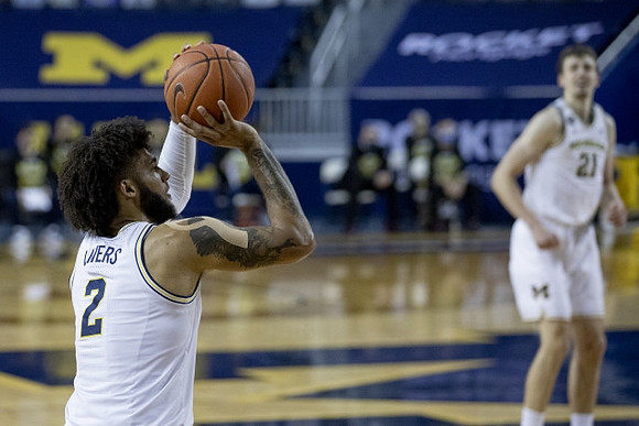 Isaiah Livers (2) and Franz Wagner (21)