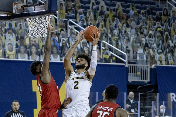 Isaiah Livers (2)