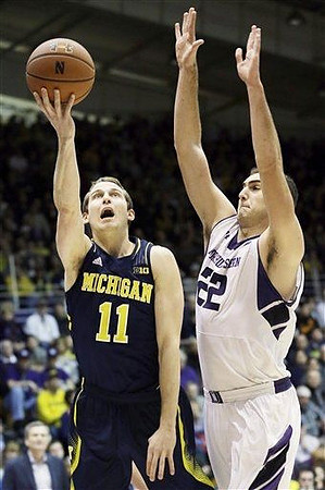 Nik Stauskas (11)