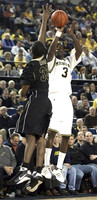 Manny Harris (3)