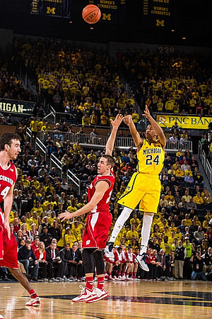 Derrick Walton Jr. (10)