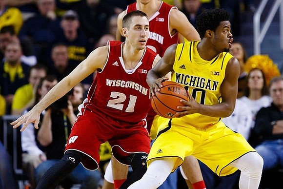 Aubrey Dawkins (24), Max Bielfeldt (44), and Zak Irvin (21)
