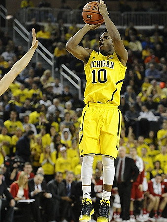 Derrick Walton Jr. (10)