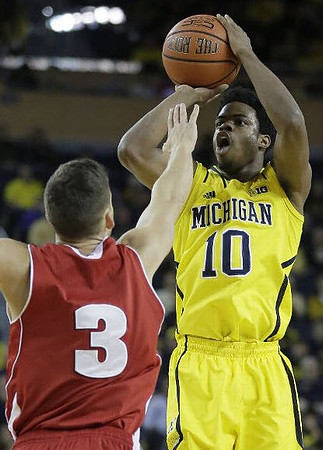 Derrick Walton Jr. (10)