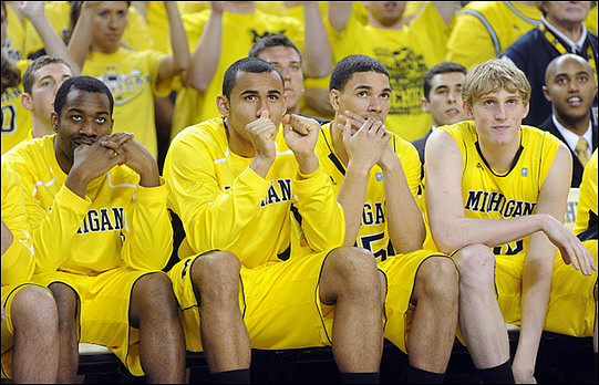 Eso Akunne (5), Jon Horford (15), Colton Christian (45), Blake McLimans (22), and  C.J. Lee