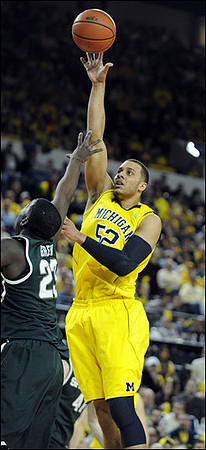 Jordan Morgan (52)