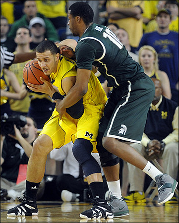 Jordan Morgan (52)