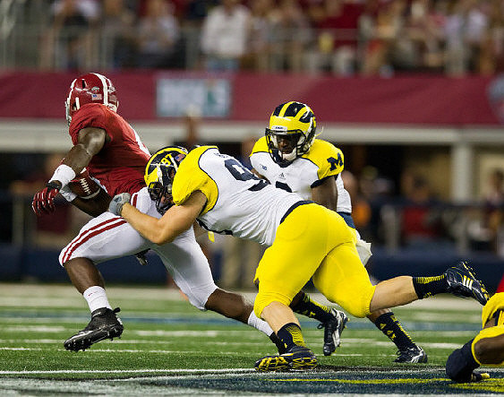 Brennen Beyer (97) and Raymon Taylor (6)