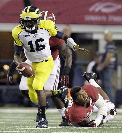 Denard Robinson (16)