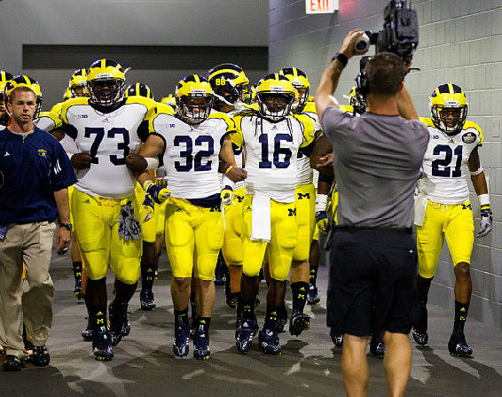 William Campbell (73), Jordan Kovacs (32), Denard Robinson (16), and Roy Roundtree (21)