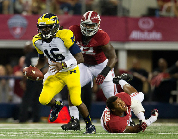 Denard Robinson (16)