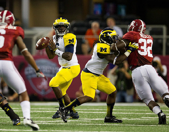 Denard Robinson (16) and Vincent Smith (2)