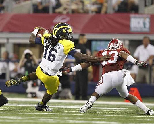 Denard Robinson (16)