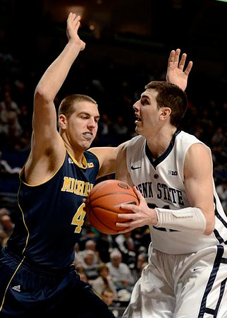 Mitch McGary (4)