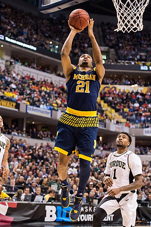 Zak Irvin (21)