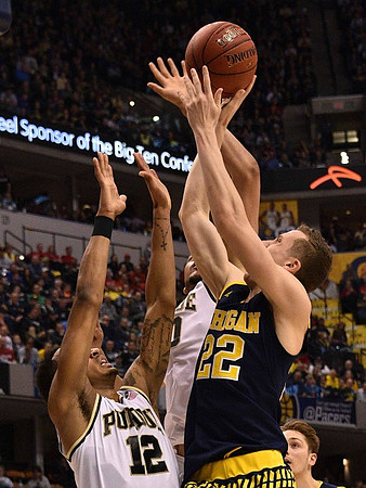 Duncan Robinson (22)
