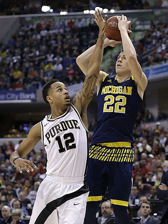 Duncan Robinson (22)
