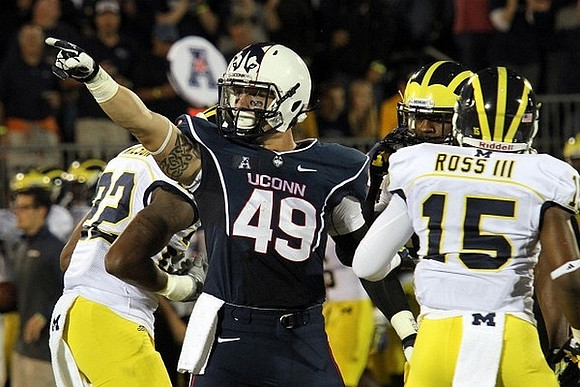 Jarrod Wilson (22) and James Ross (15)